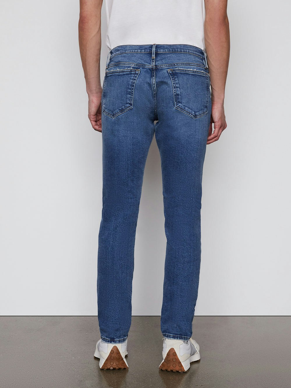 jeans back view alt:fit2